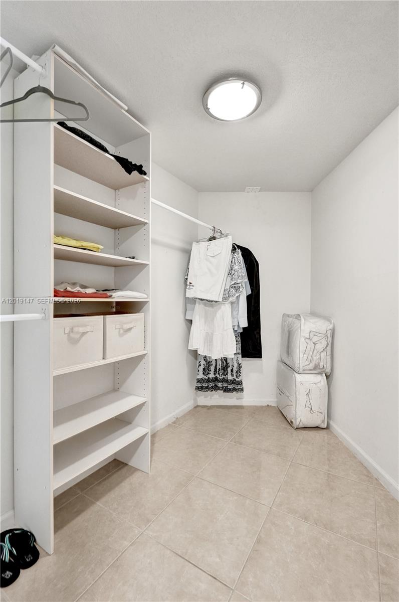 5420 N Ocean Dr #2201 Singer Island, FL 33404