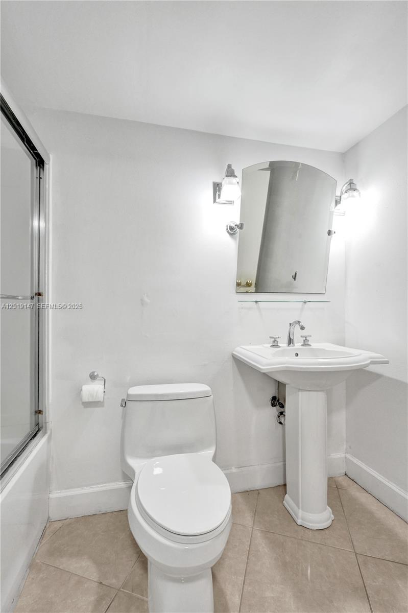 5420 N Ocean Dr #2201 Singer Island, FL 33404