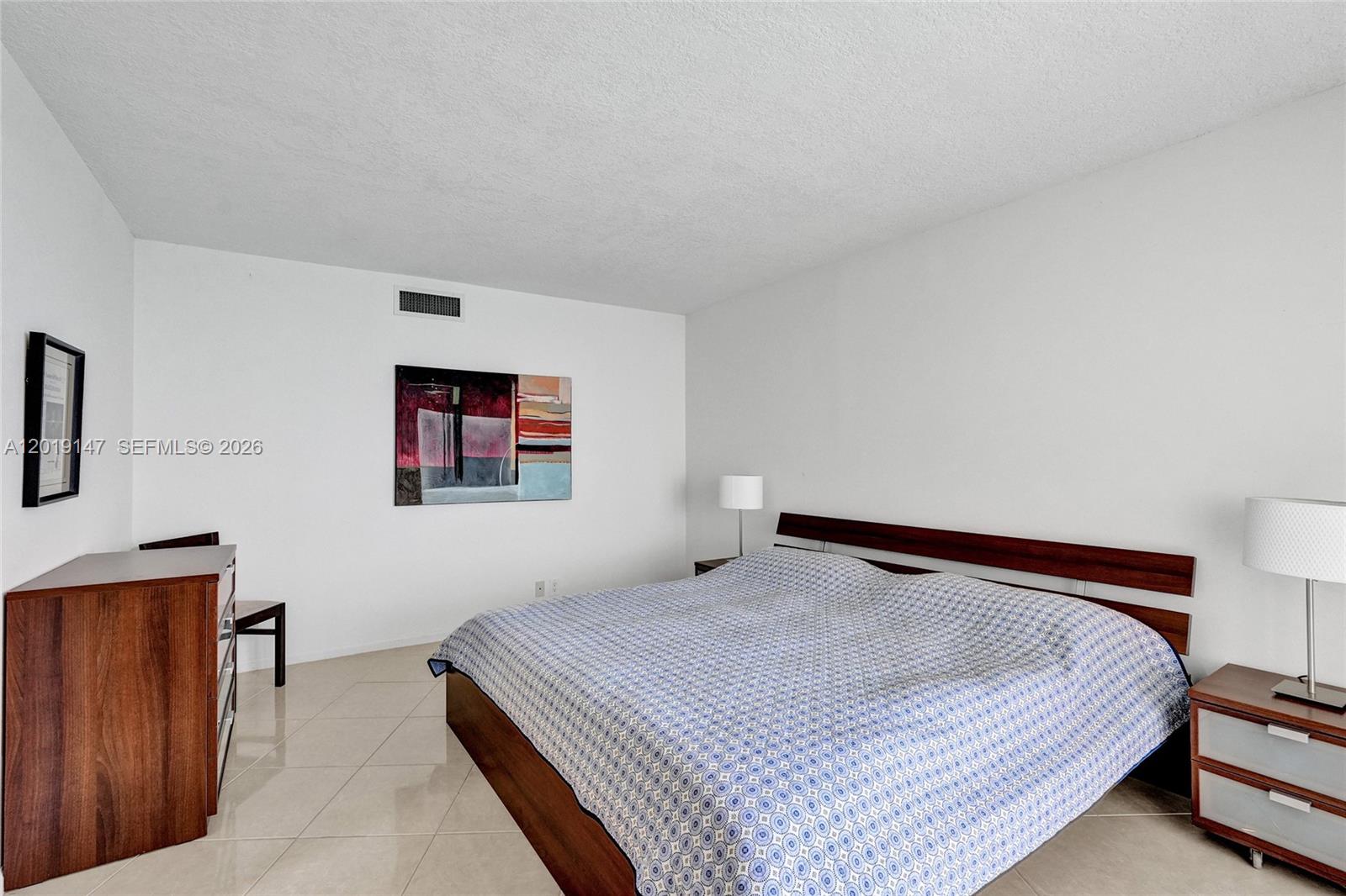 5420 N Ocean Dr #2201 Singer Island, FL 33404