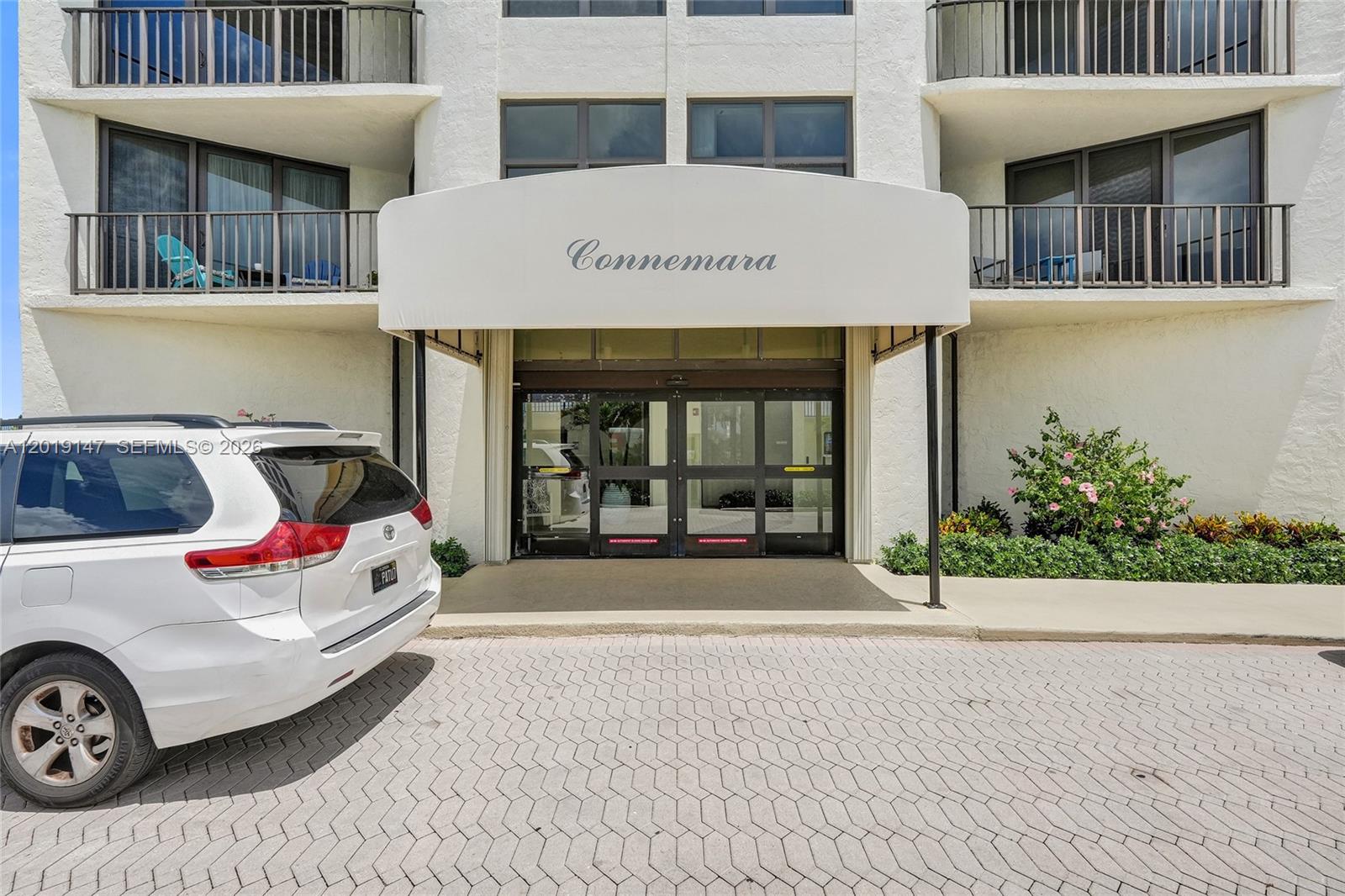 5420 N Ocean Dr #2201 Singer Island, FL 33404