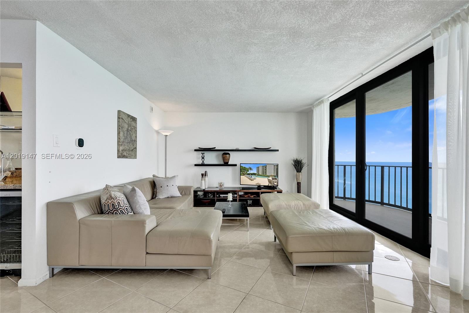 5420 N Ocean Dr #2201 Singer Island, FL 33404
