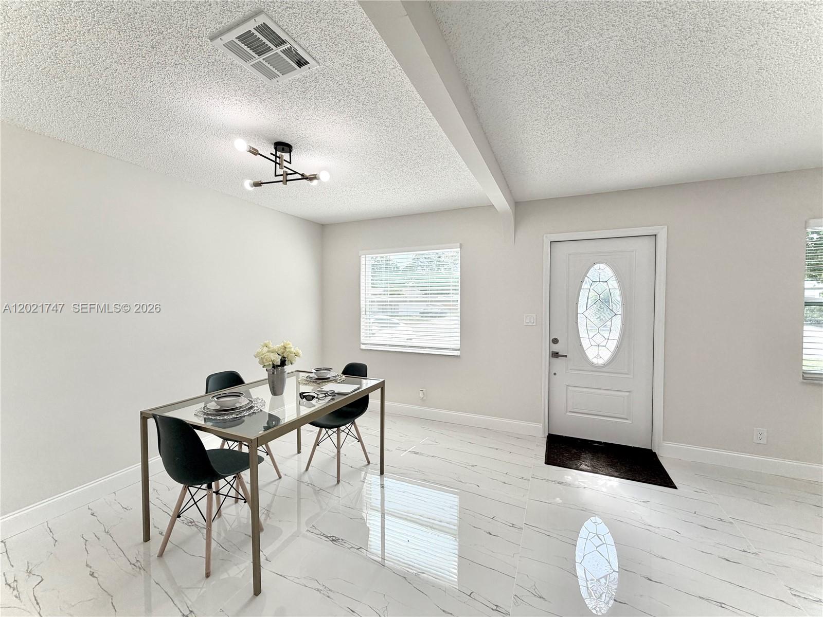 1555 NW 6th Ave Pompano Beach, FL 33060