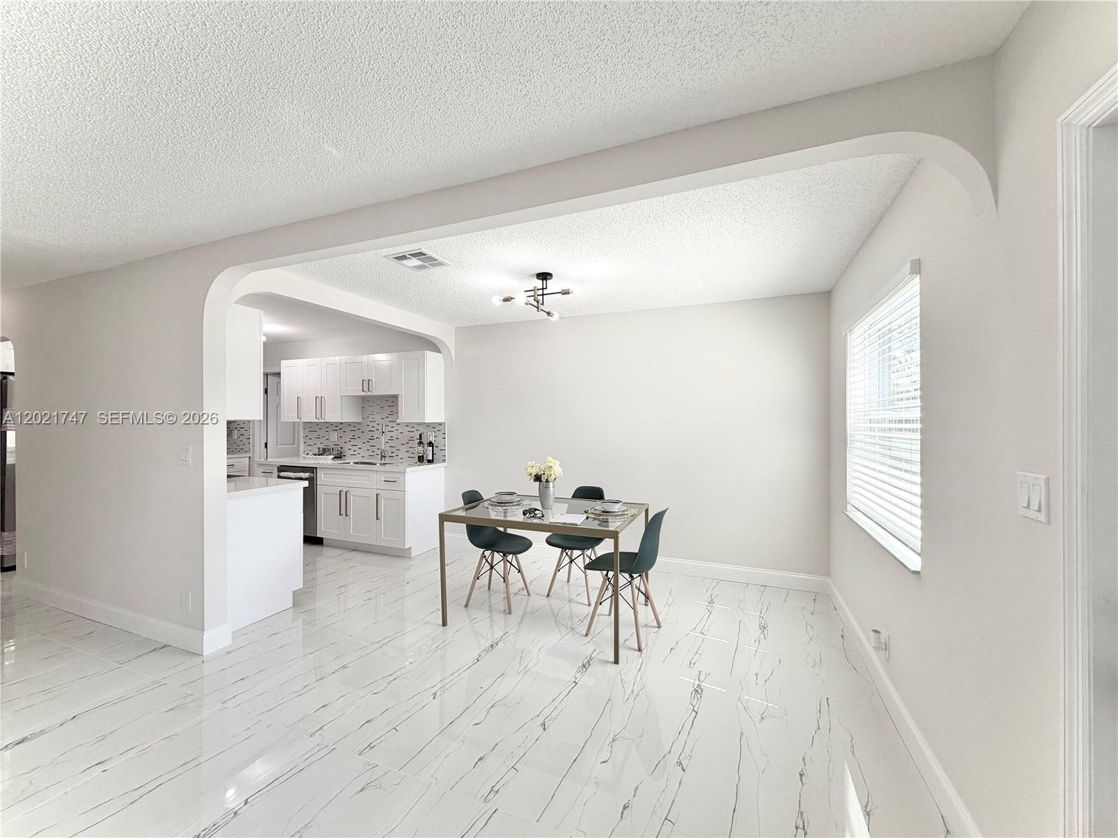 1555 NW 6th Ave Pompano Beach, FL 33060