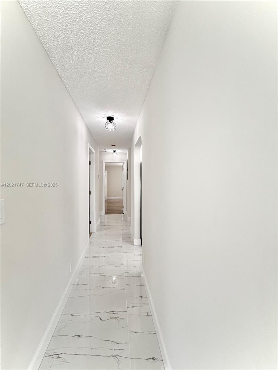 1555 NW 6th Ave Pompano Beach, FL 33060