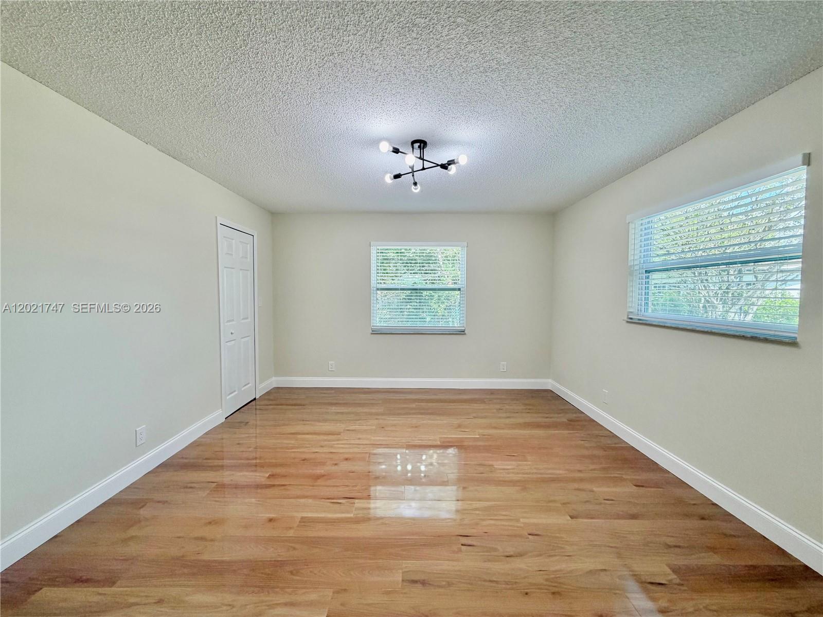 1555 NW 6th Ave Pompano Beach, FL 33060