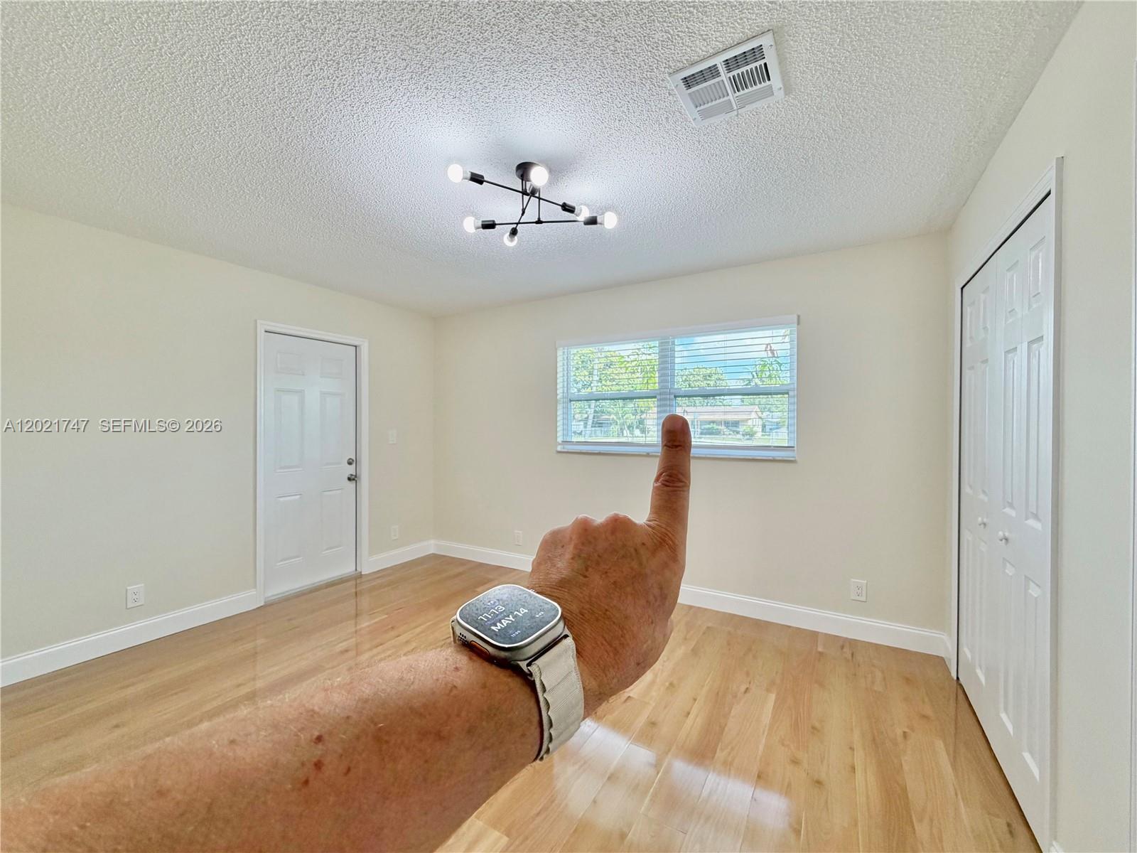1555 NW 6th Ave Pompano Beach, FL 33060
