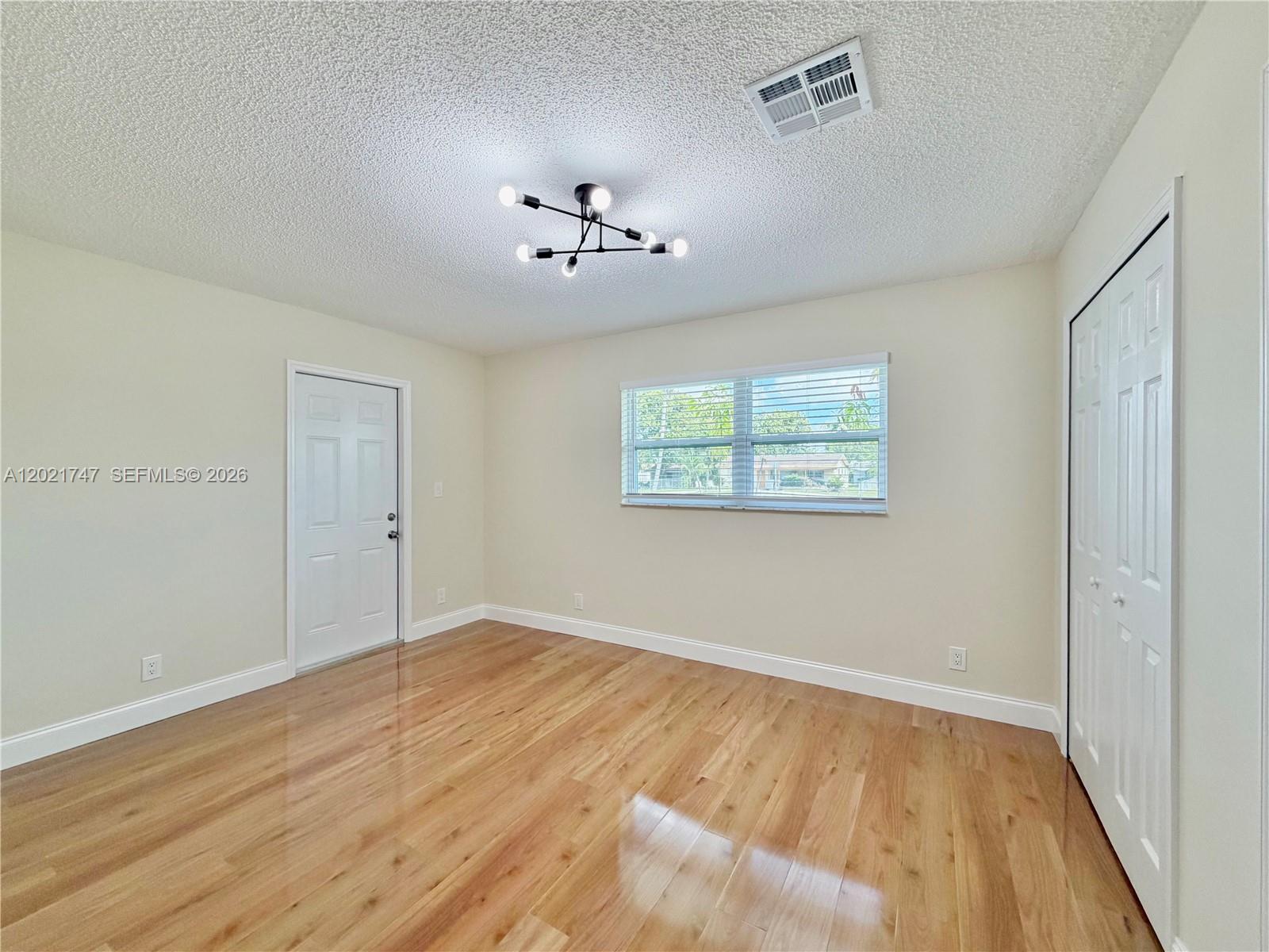 1555 NW 6th Ave Pompano Beach, FL 33060