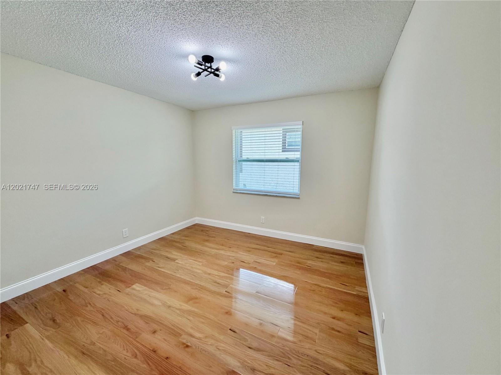 1555 NW 6th Ave Pompano Beach, FL 33060