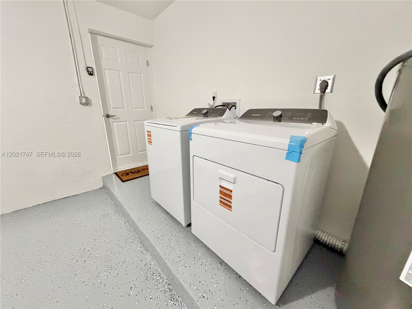 1555 NW 6th Ave Pompano Beach, FL 33060
