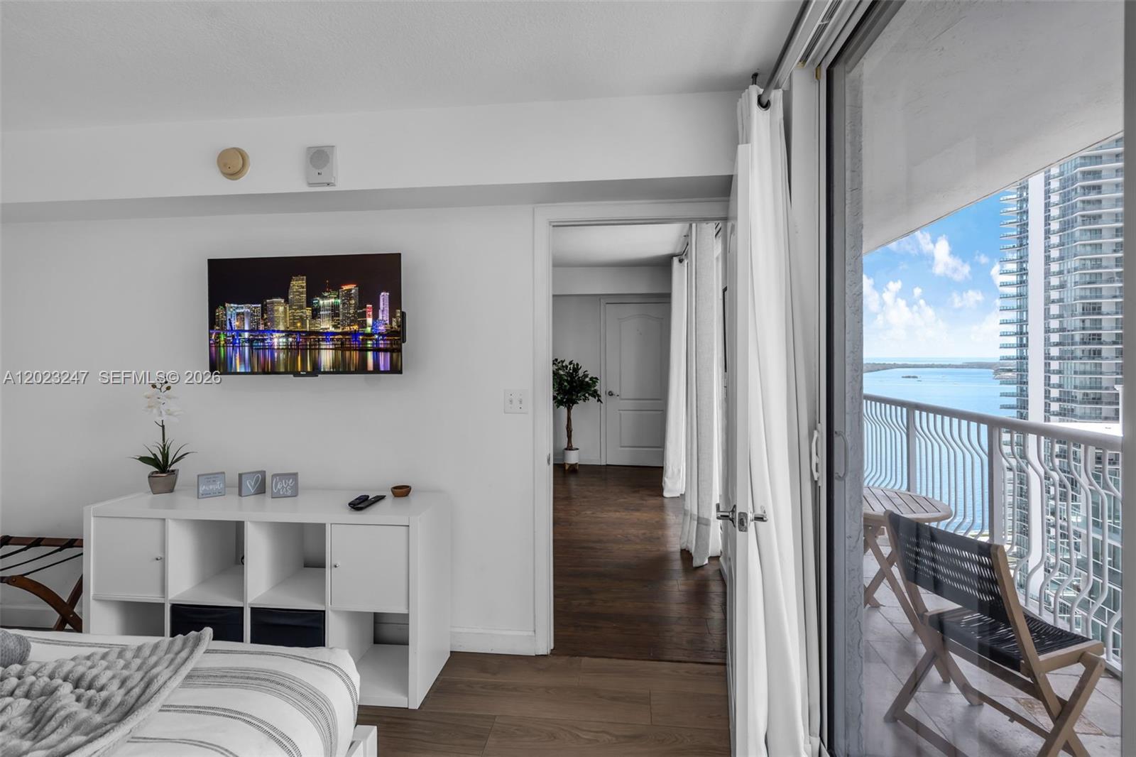 image The Club at Brickell Bay14