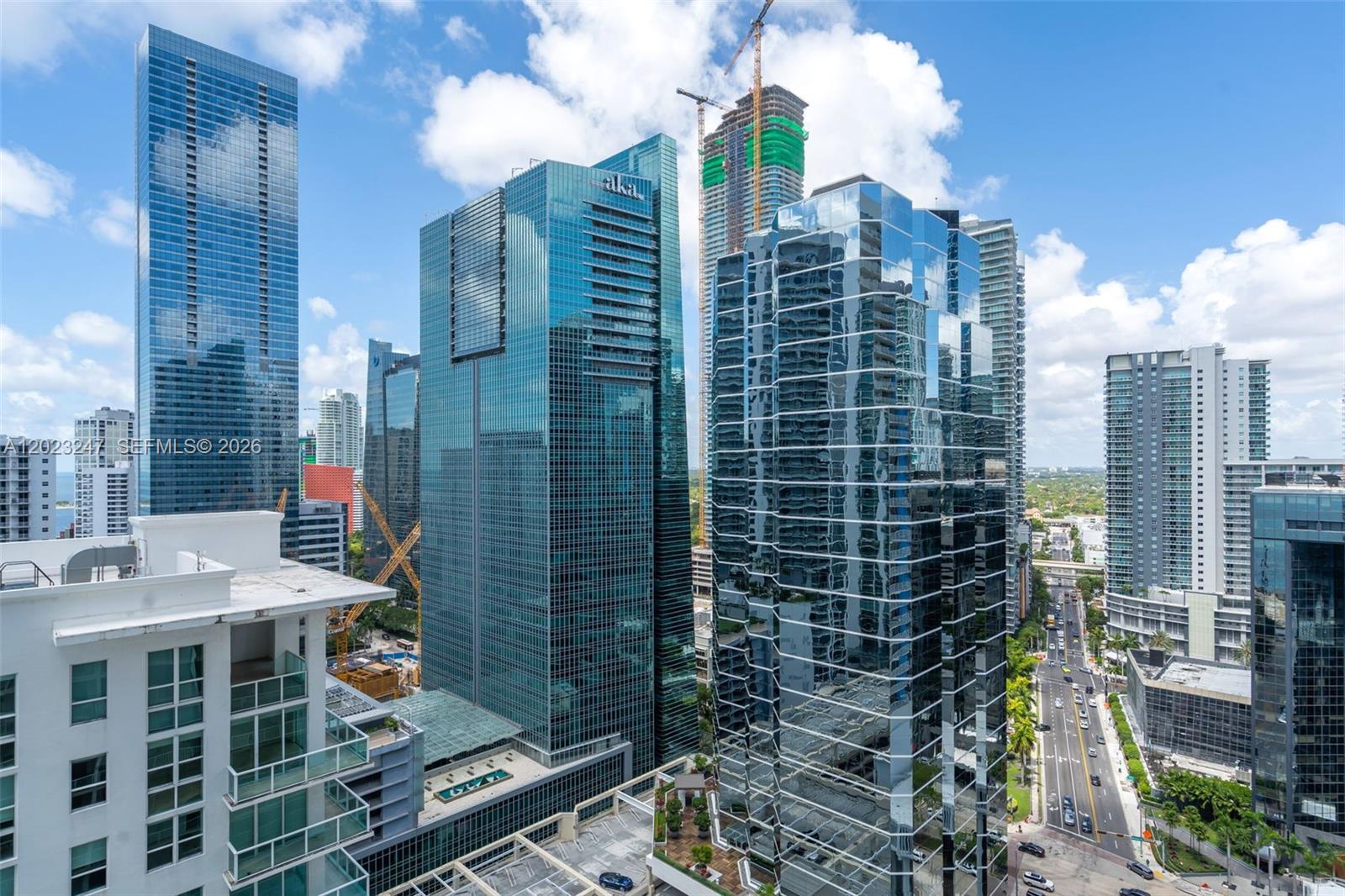 image The Club at Brickell Bay40