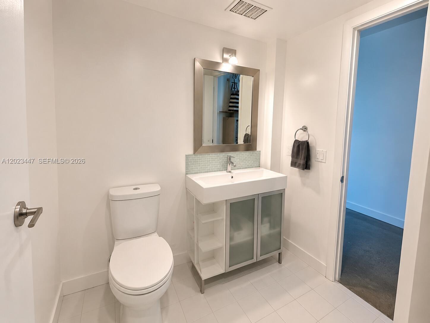 690 SW 1st Ct #2314 Miami, FL 33130