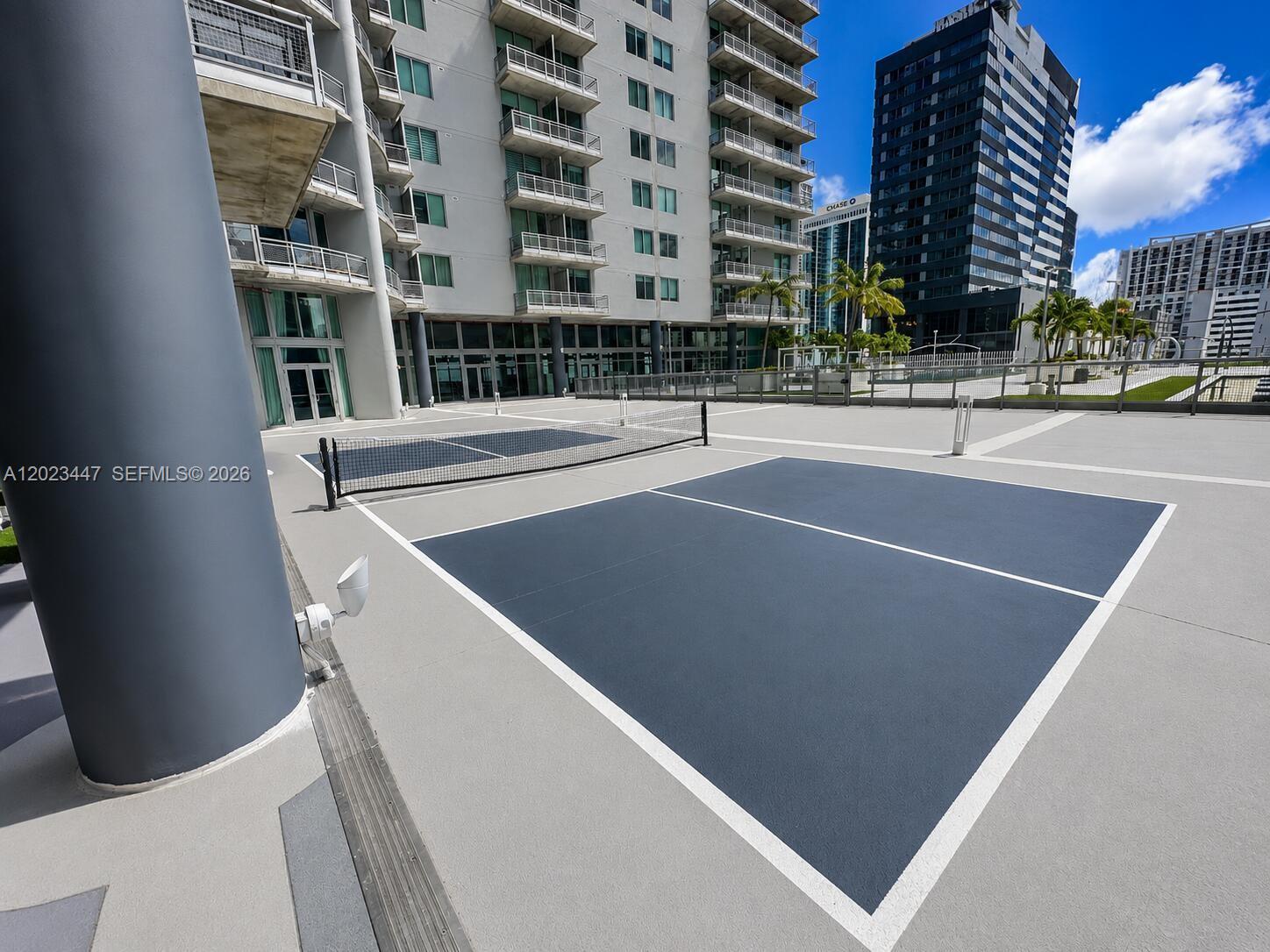690 SW 1st Ct #2314 Miami, FL 33130