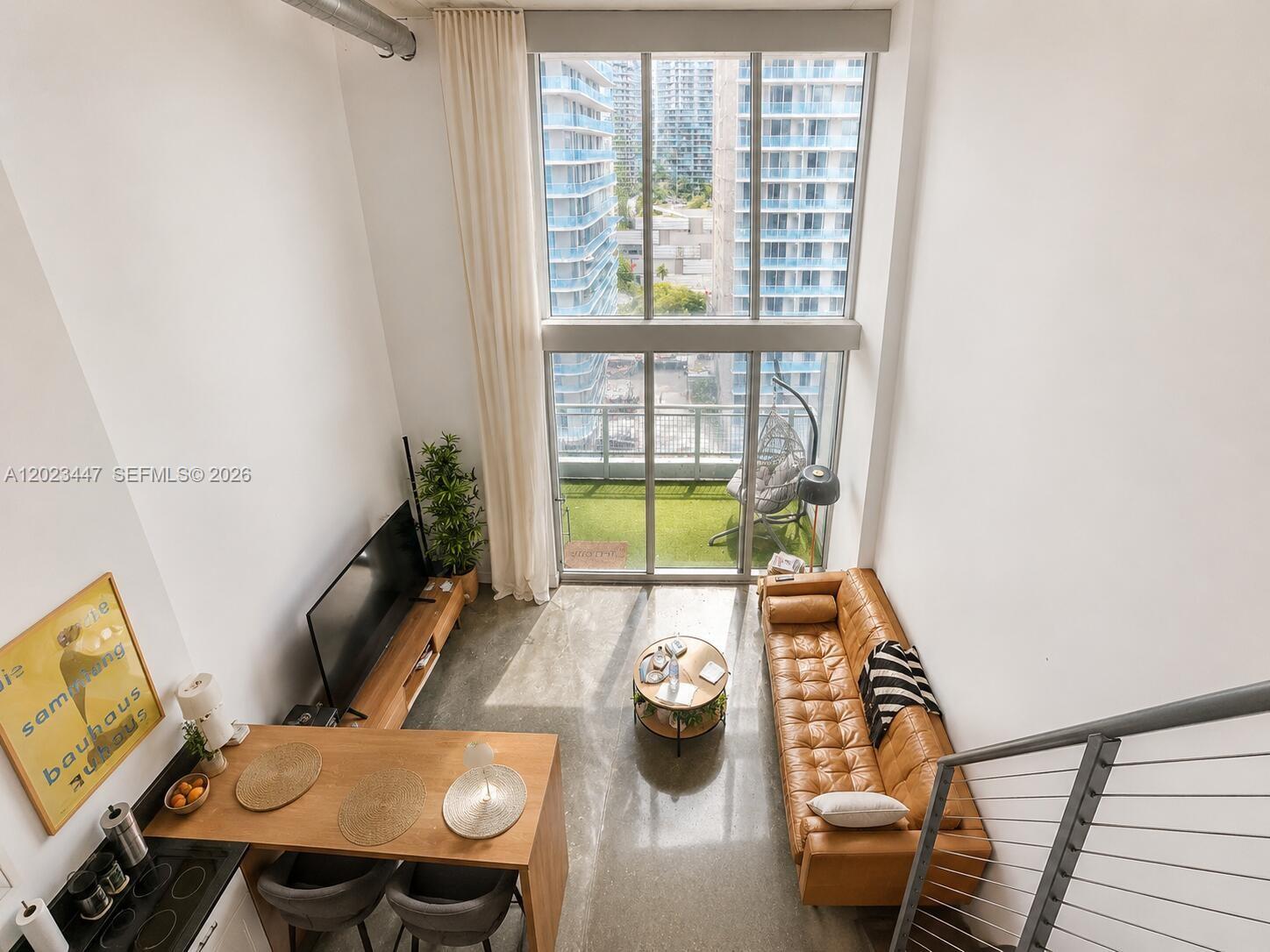 690 SW 1st Ct #2314 Miami, FL 33130