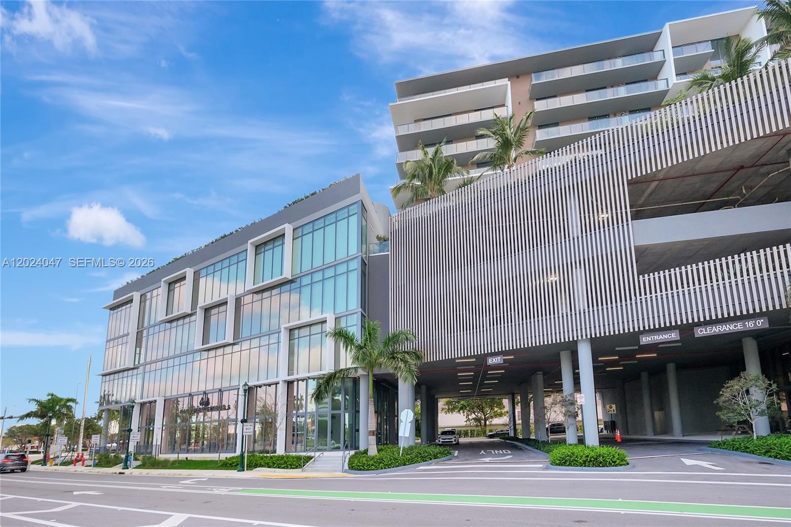 21290 Biscayne #306