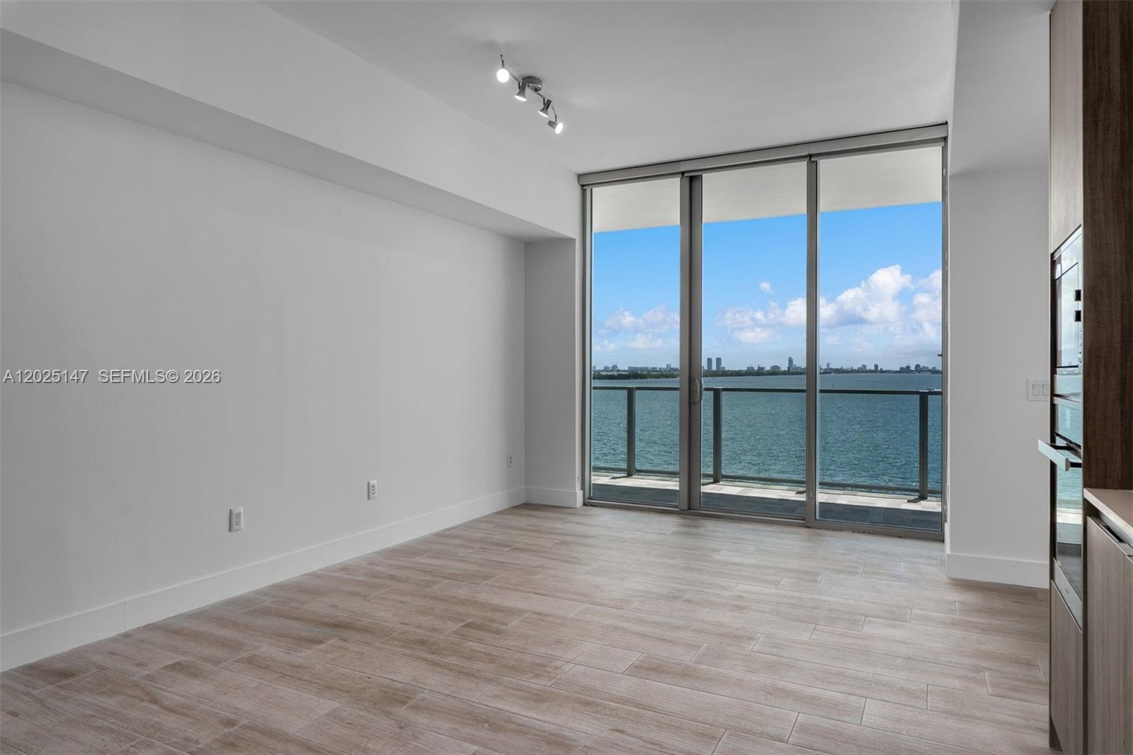 2900 NE 7th Ave #504 Miami, FL 33137