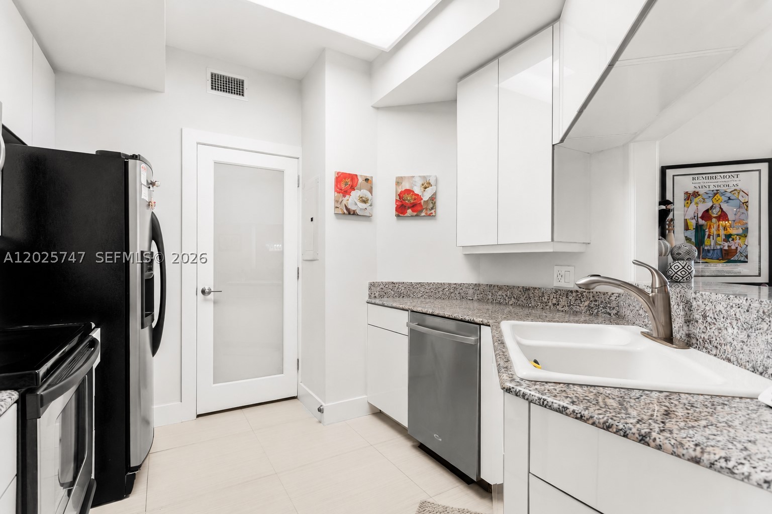 888 Brickell Key Dr #1002 Miami, FL 33131