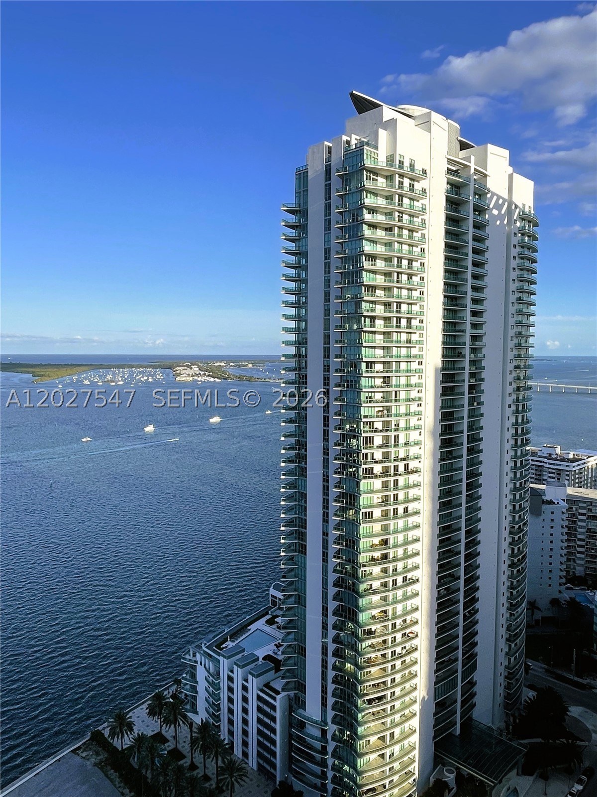 image The Club at Brickell Bay12