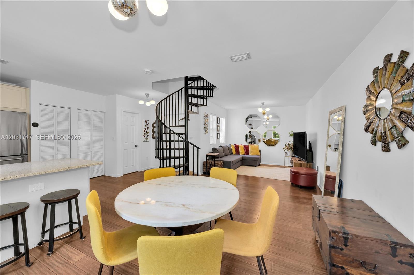 2850 Coconut #15 Miami, FL 33133