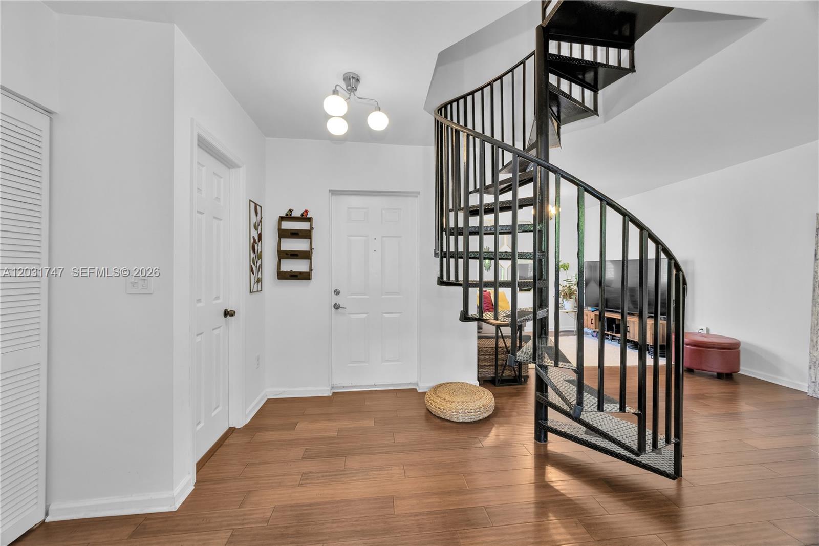 2850 Coconut #15 Miami, FL 33133