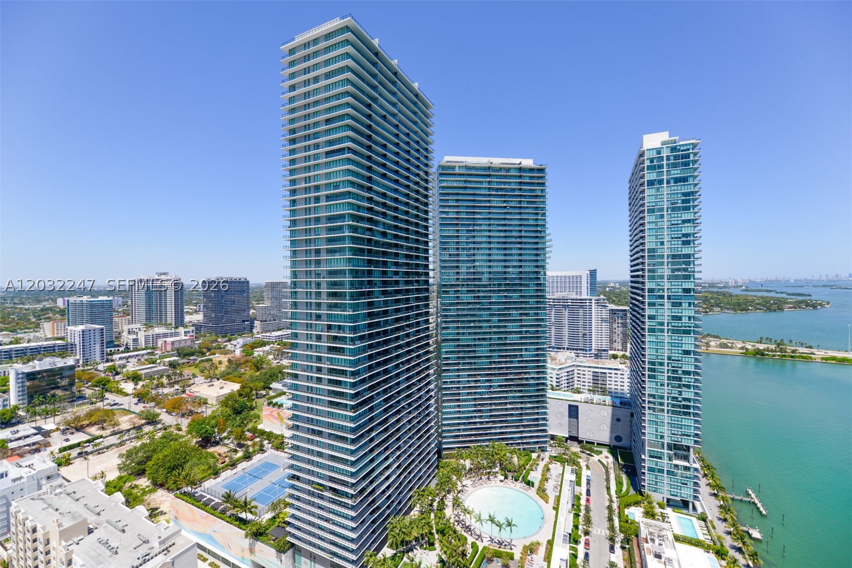 image Paraiso Bayviews50
