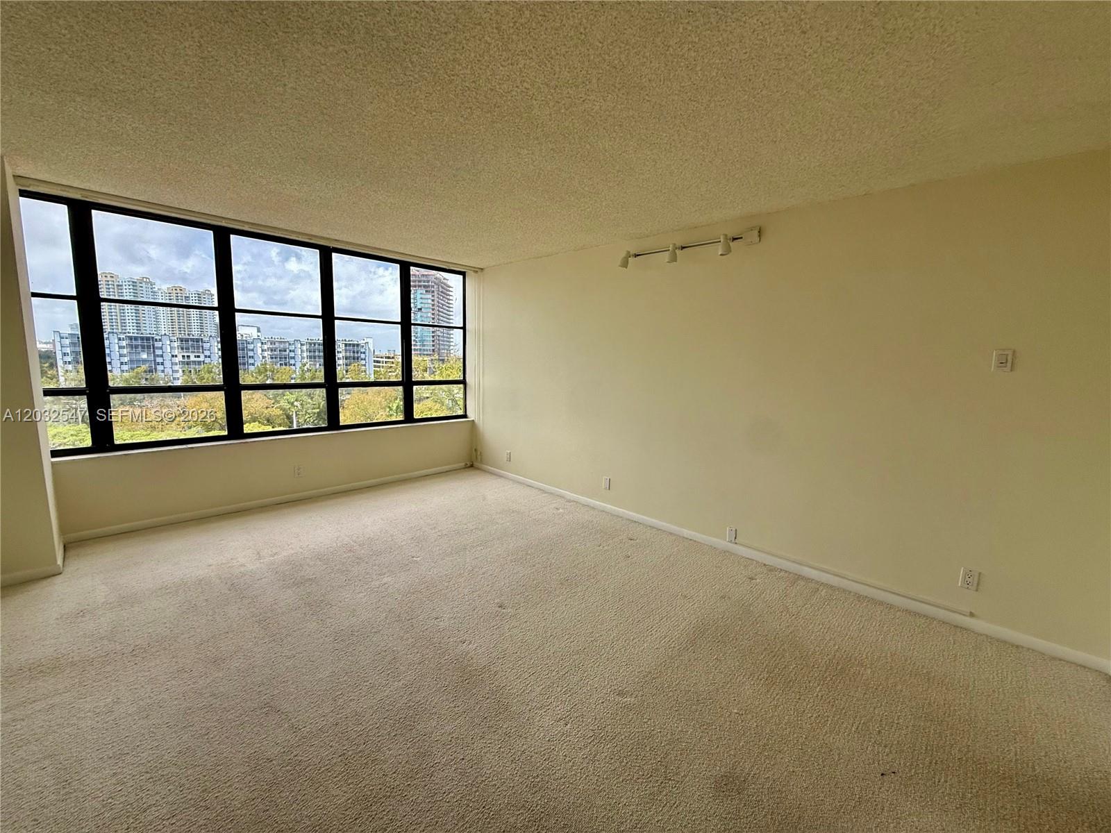 500 Three Iss Blvd #314 Hallandale Beach, FL 33009