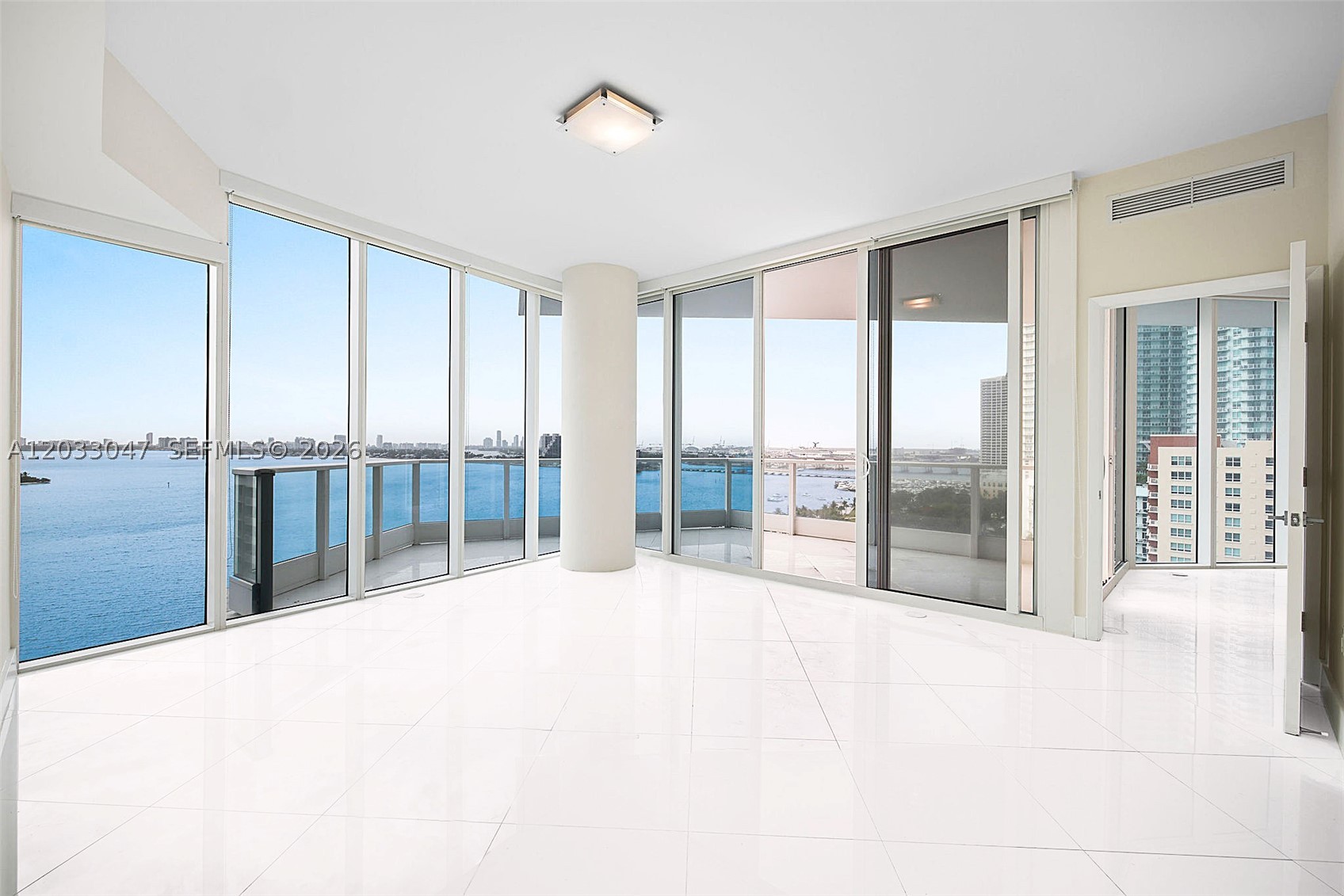 image Paramount Bay9