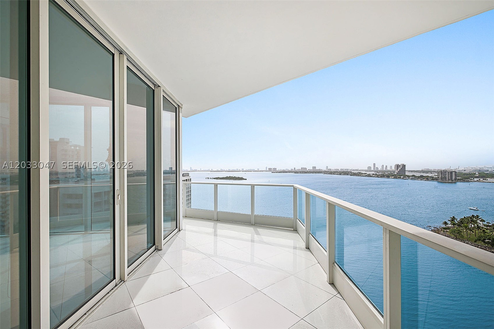 image Paramount Bay6