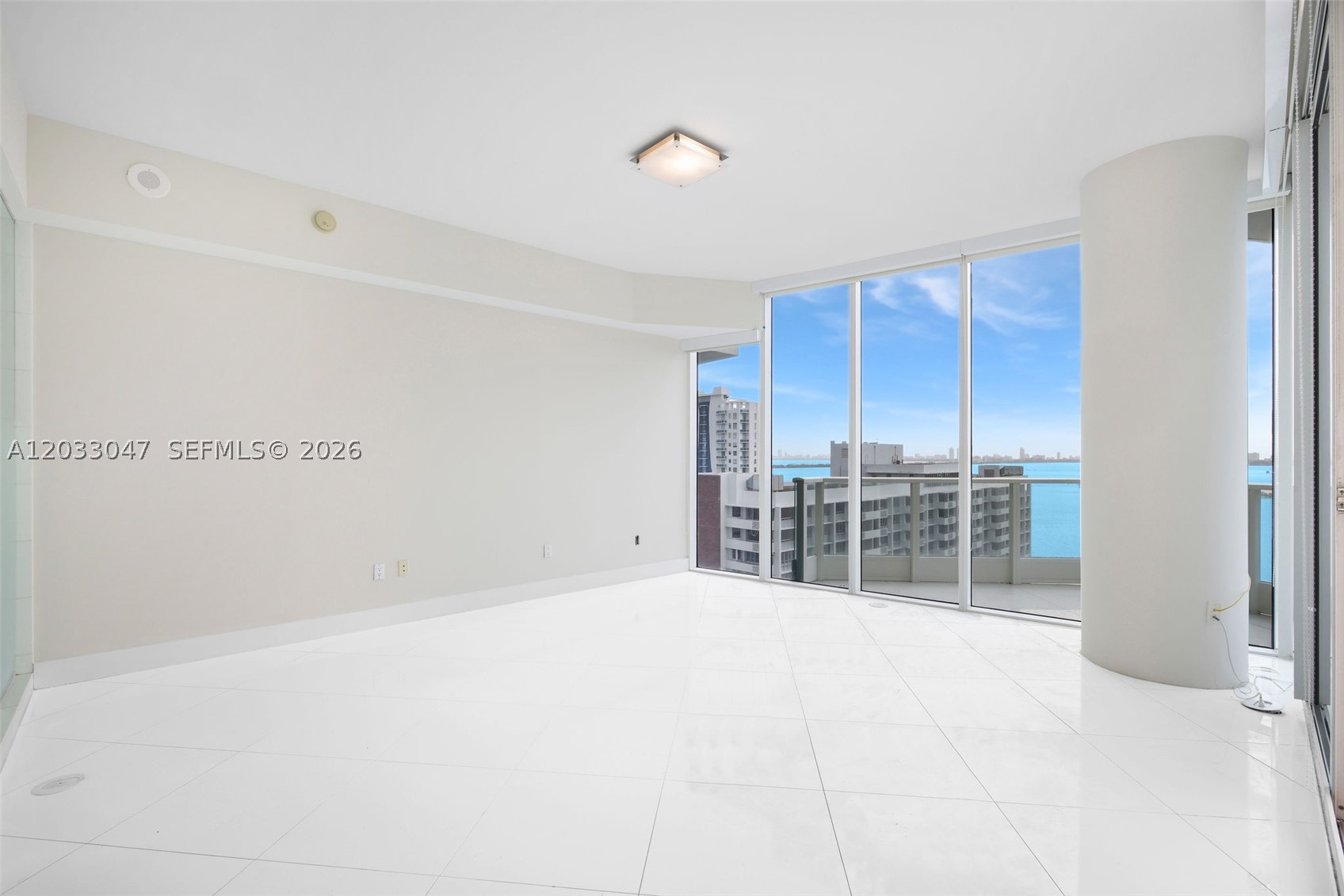 image Paramount Bay8
