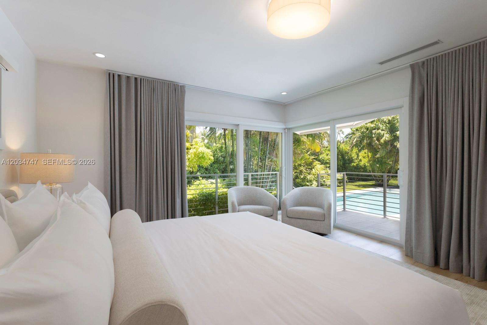 5780 Las Palmas Coral Gables, FL 33156