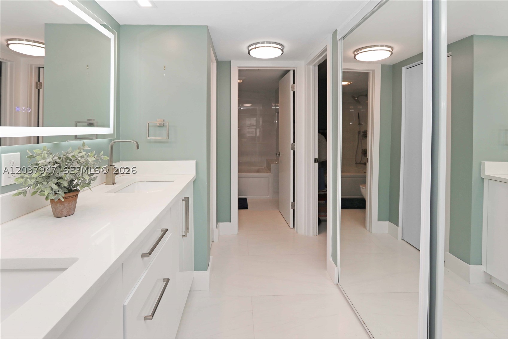 3900 Galt Ocean Dr #403 Fort Lauderdale, FL 33308