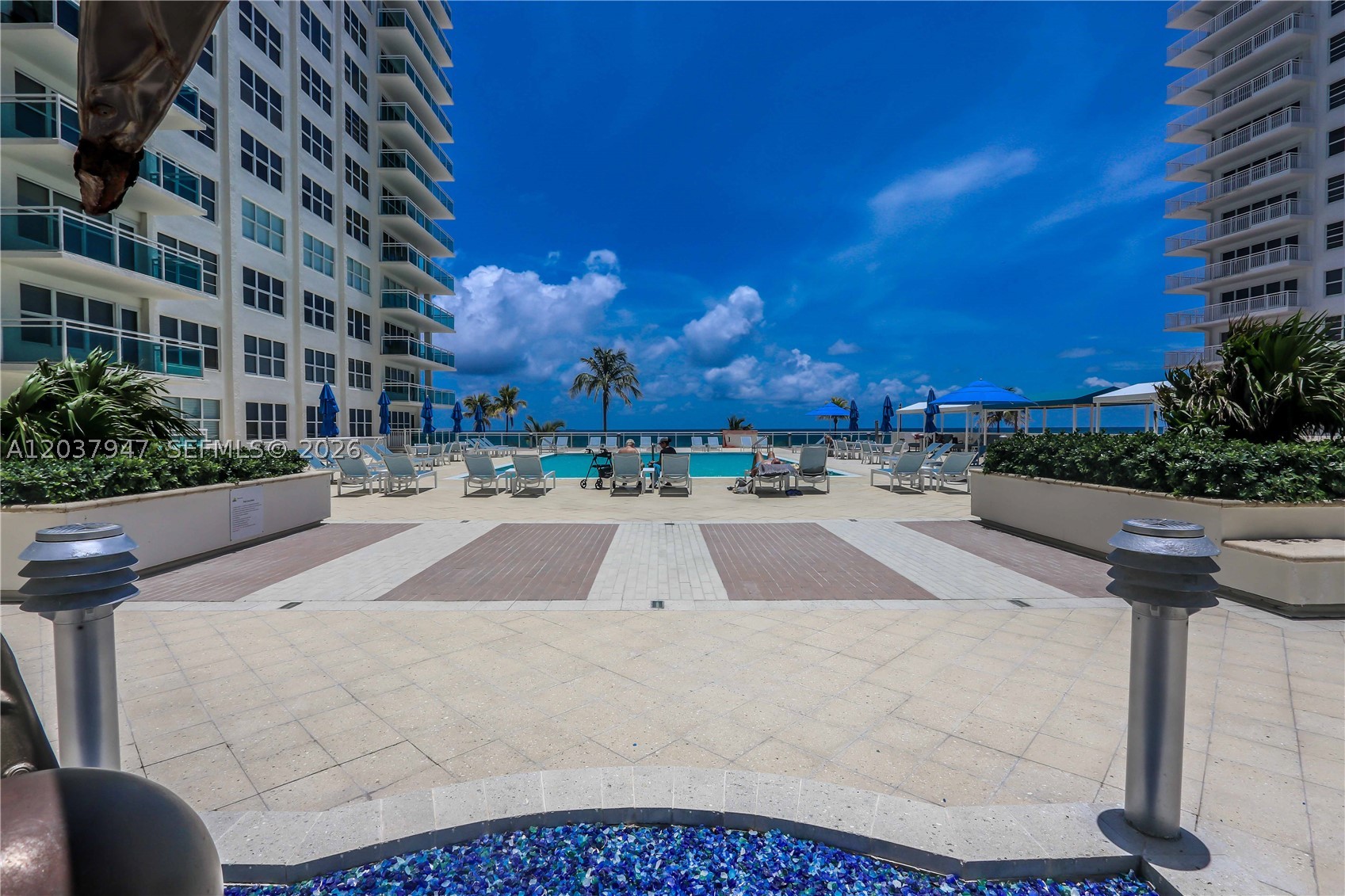3900 Galt Ocean Dr #403 Fort Lauderdale, FL 33308