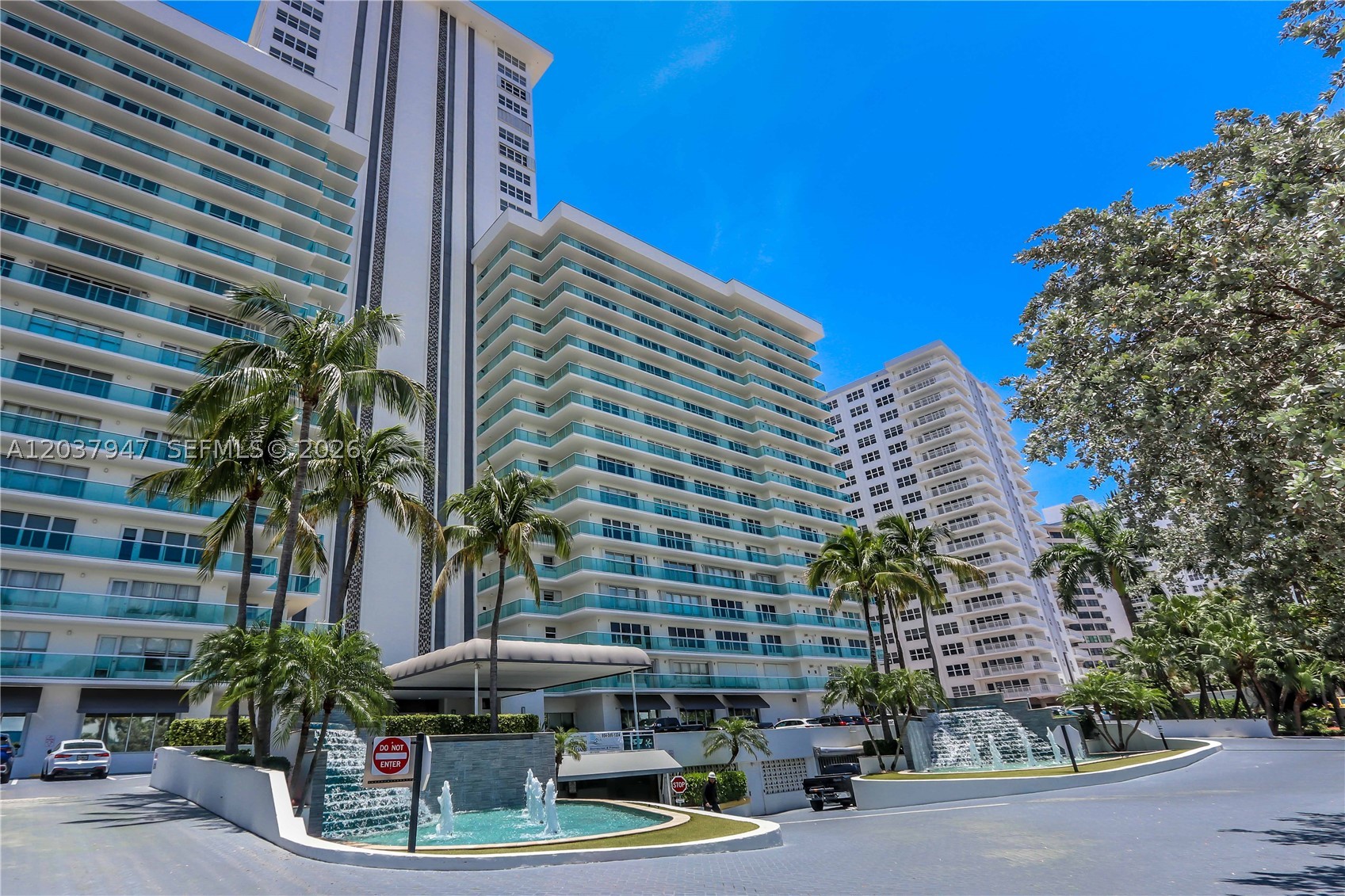3900 Galt Ocean Dr #403 Fort Lauderdale, FL 33308