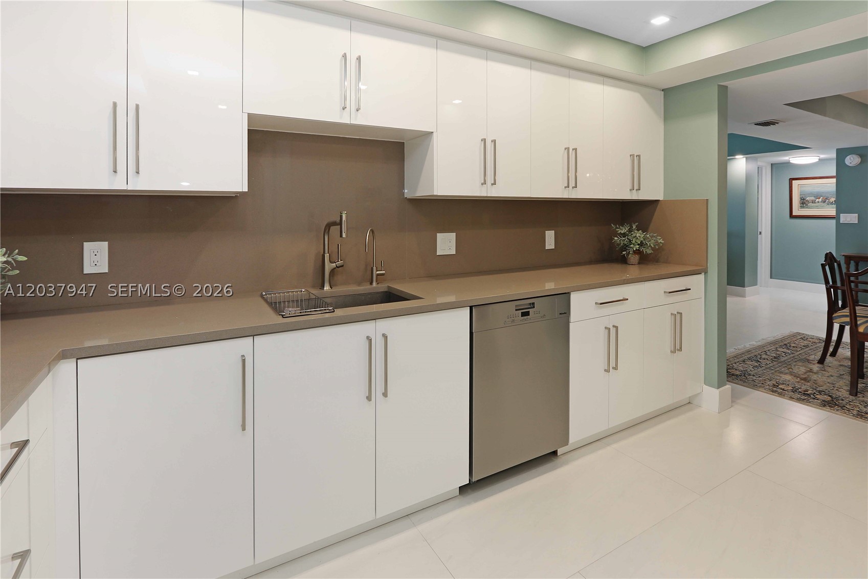 3900 Galt Ocean Dr #403 Fort Lauderdale, FL 33308
