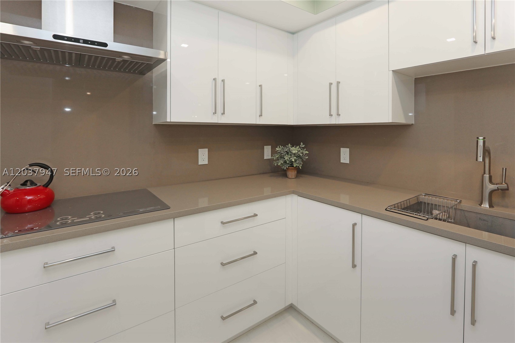 3900 Galt Ocean Dr #403 Fort Lauderdale, FL 33308