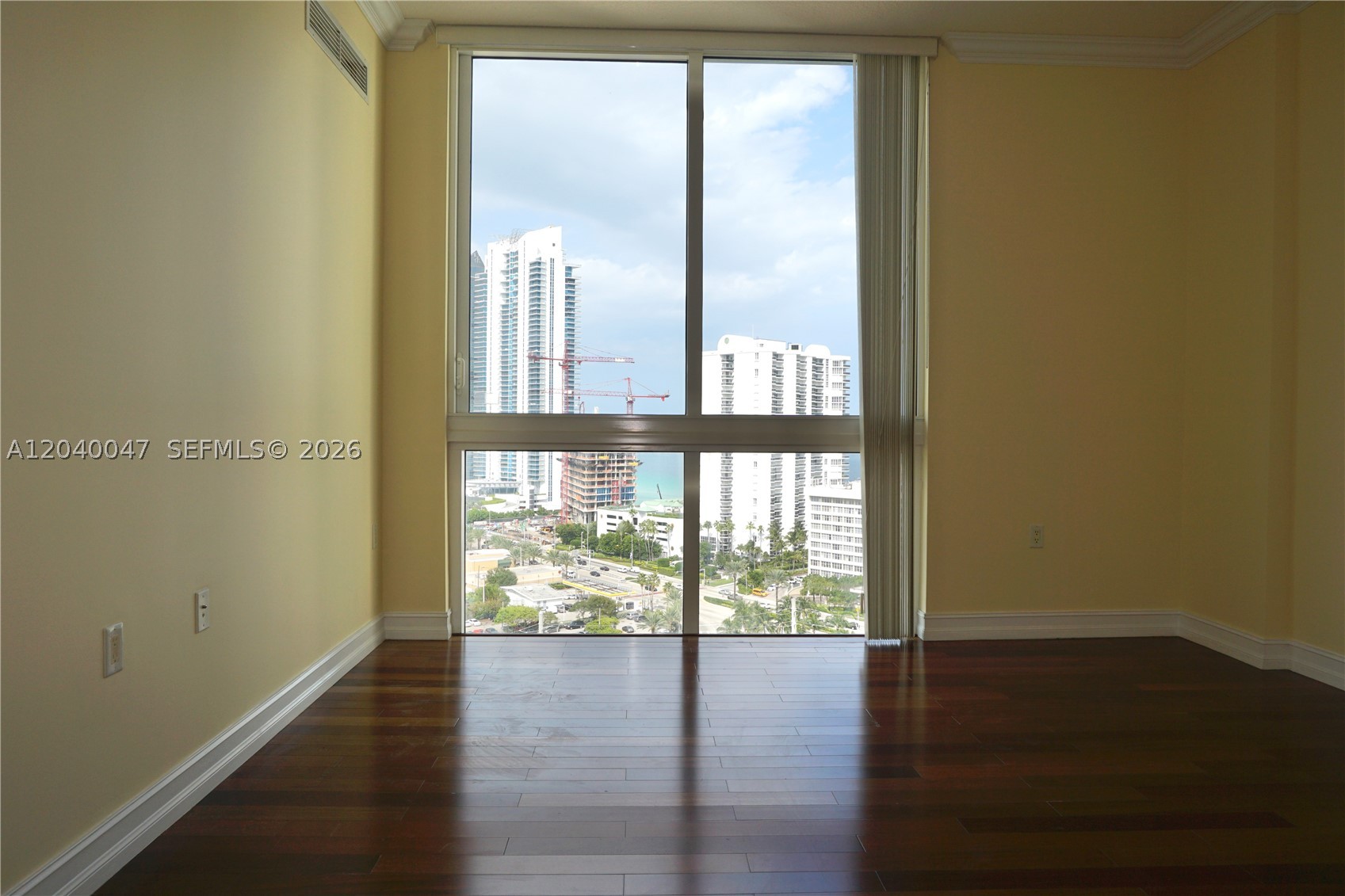 image St Tropez Sunny Isles8