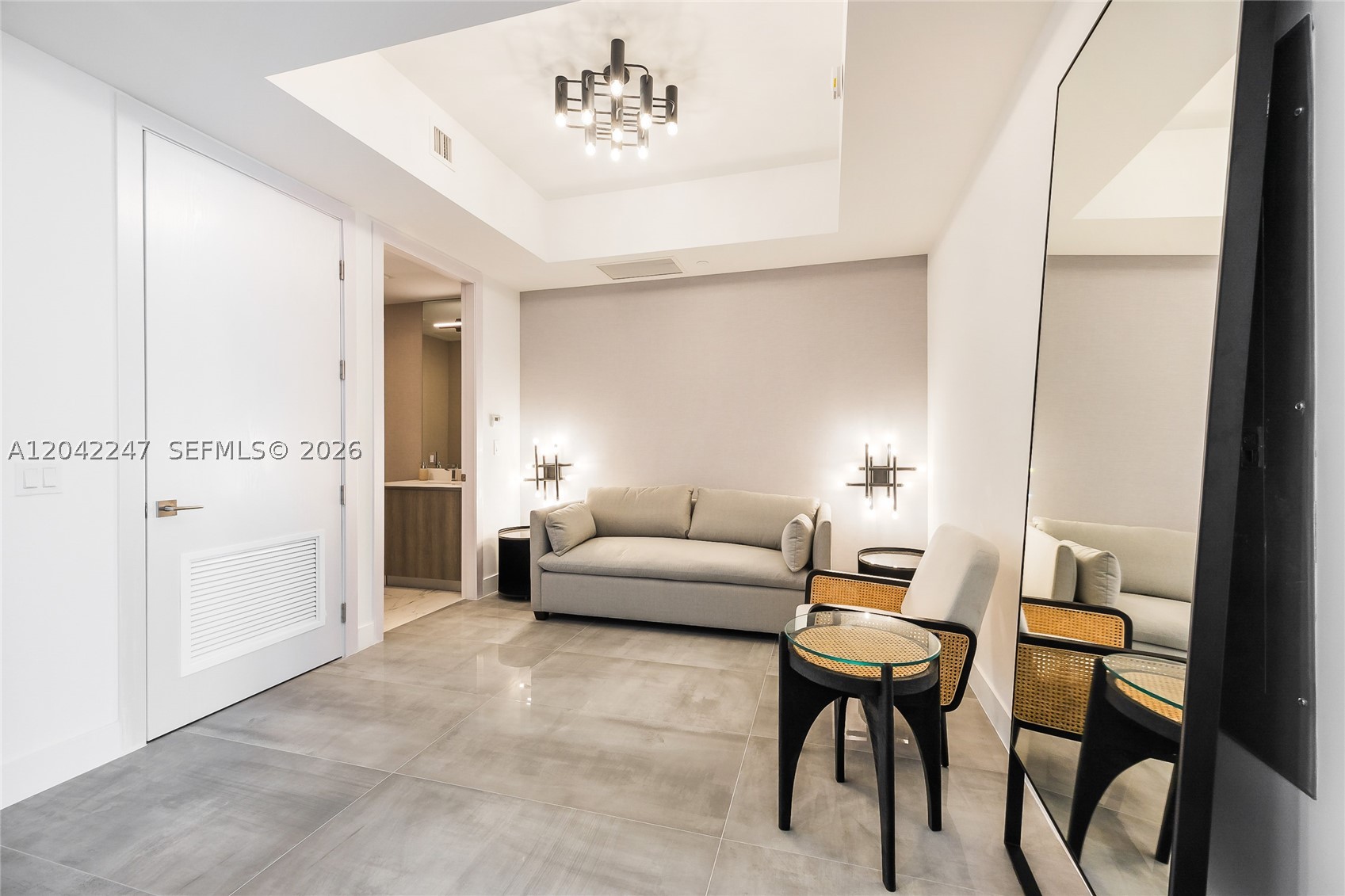 17550 Collins Ave #702 Sunny Isles Beach, FL 33160