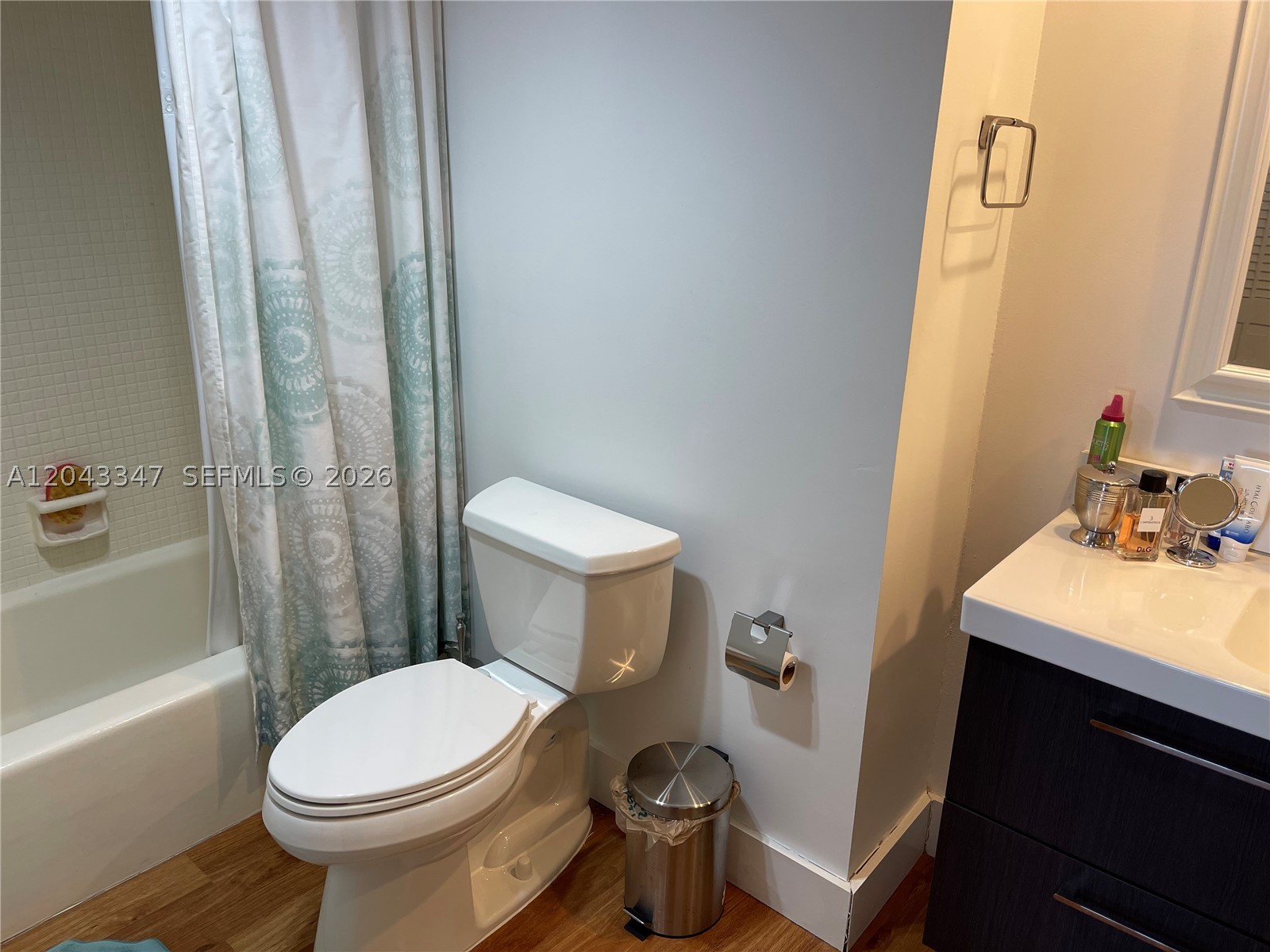 image Arlen House West12