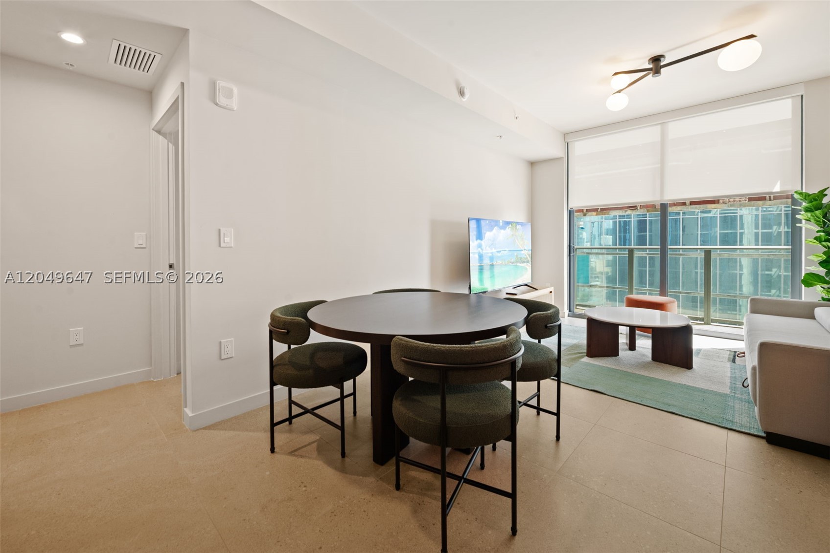 image The Crosby Miami Worldcenter5