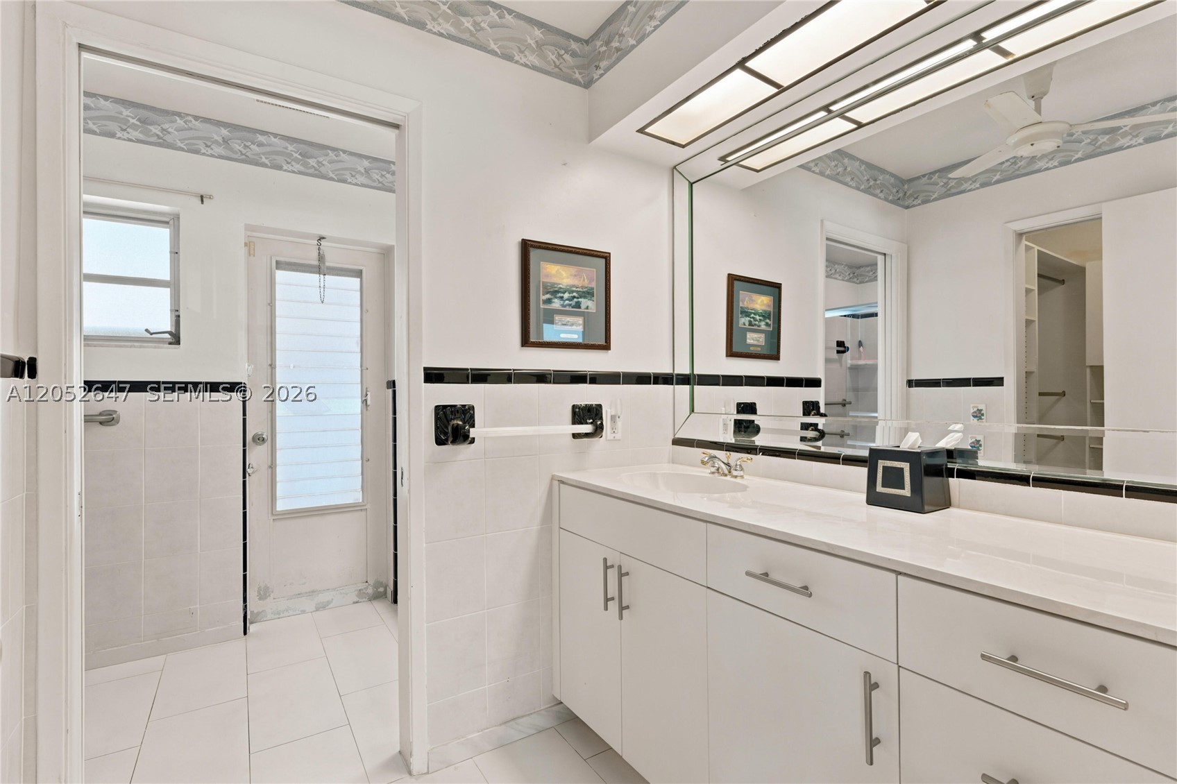 8 Castle Hbr Is Fort Lauderdale, FL 33308