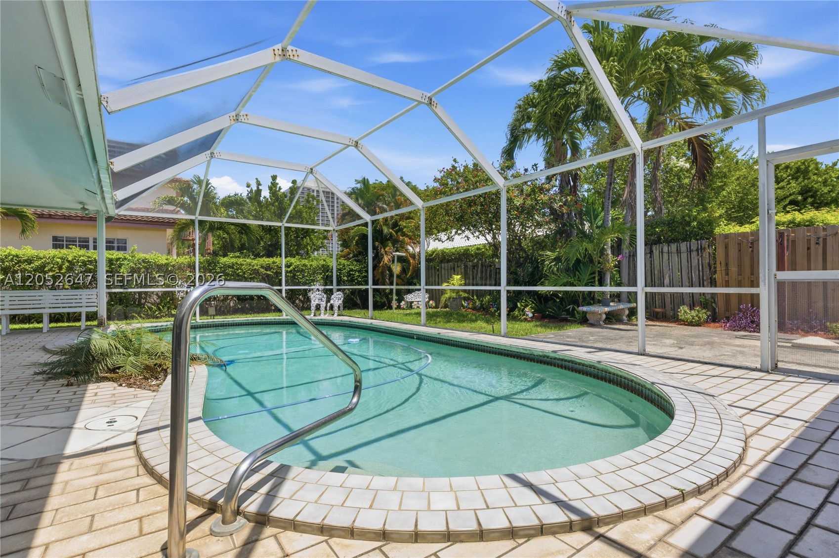 8 Castle Hbr Is Fort Lauderdale, FL 33308