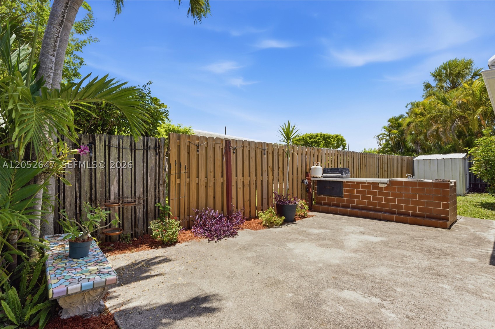 8 Castle Hbr Is Fort Lauderdale, FL 33308