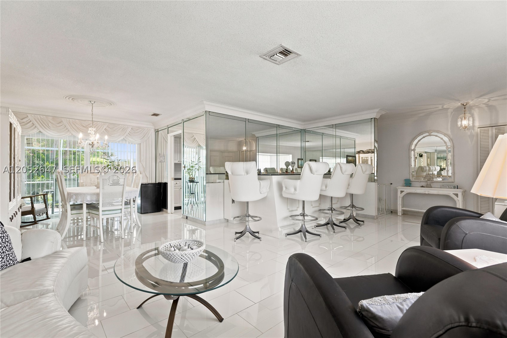 8 Castle Hbr Is Fort Lauderdale, FL 33308