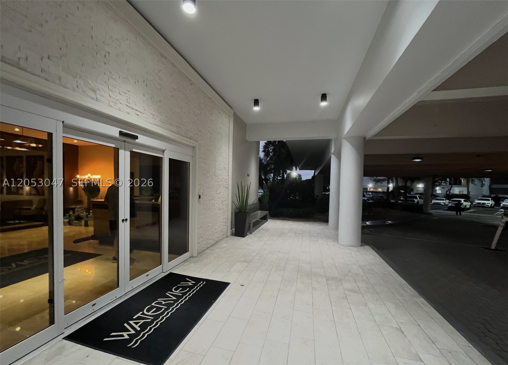 20505 E Country Clb Dr #1033 Aventura, FL 33180