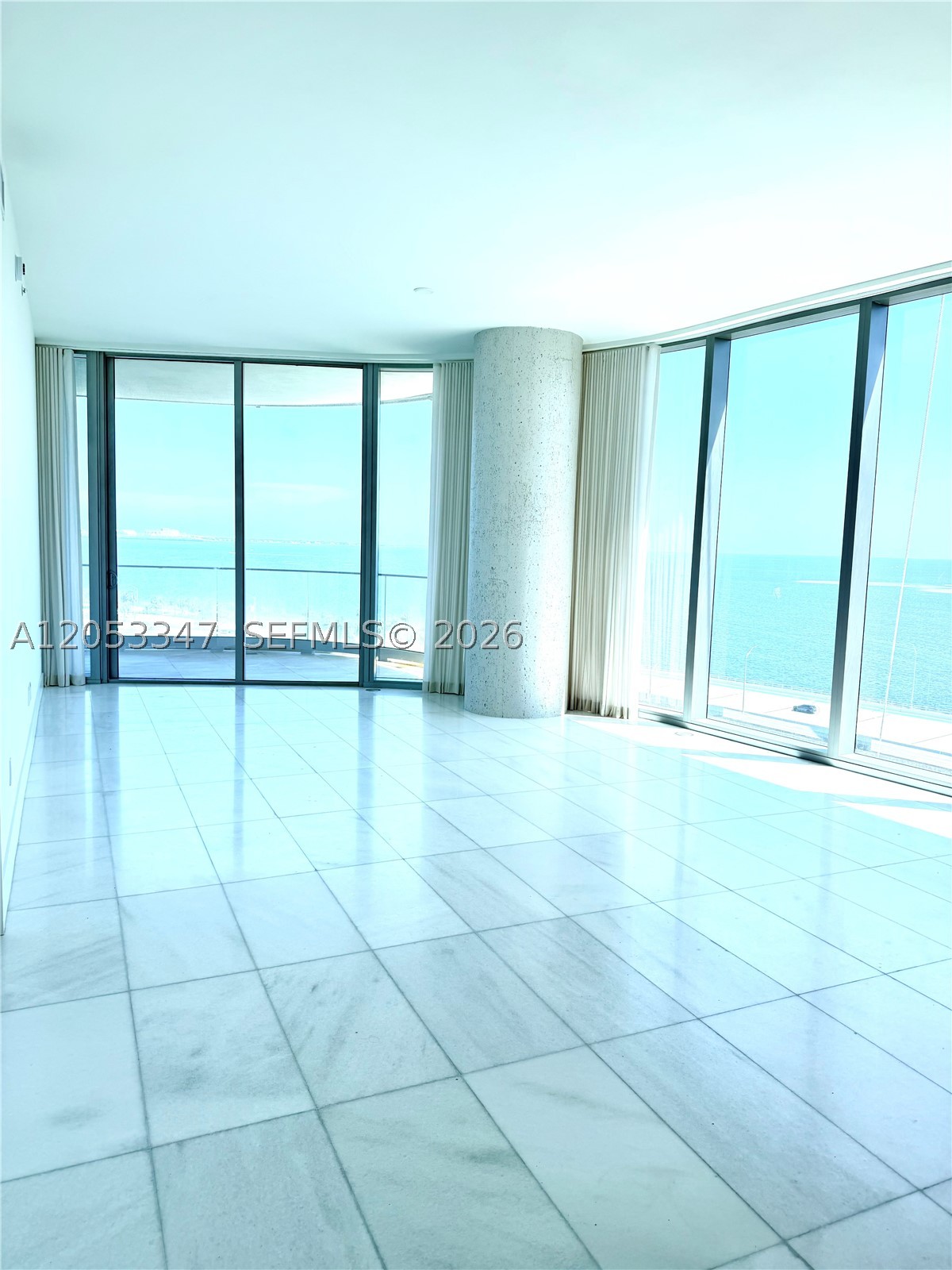 175 SE 25th Rd #902 Miami, FL 33129