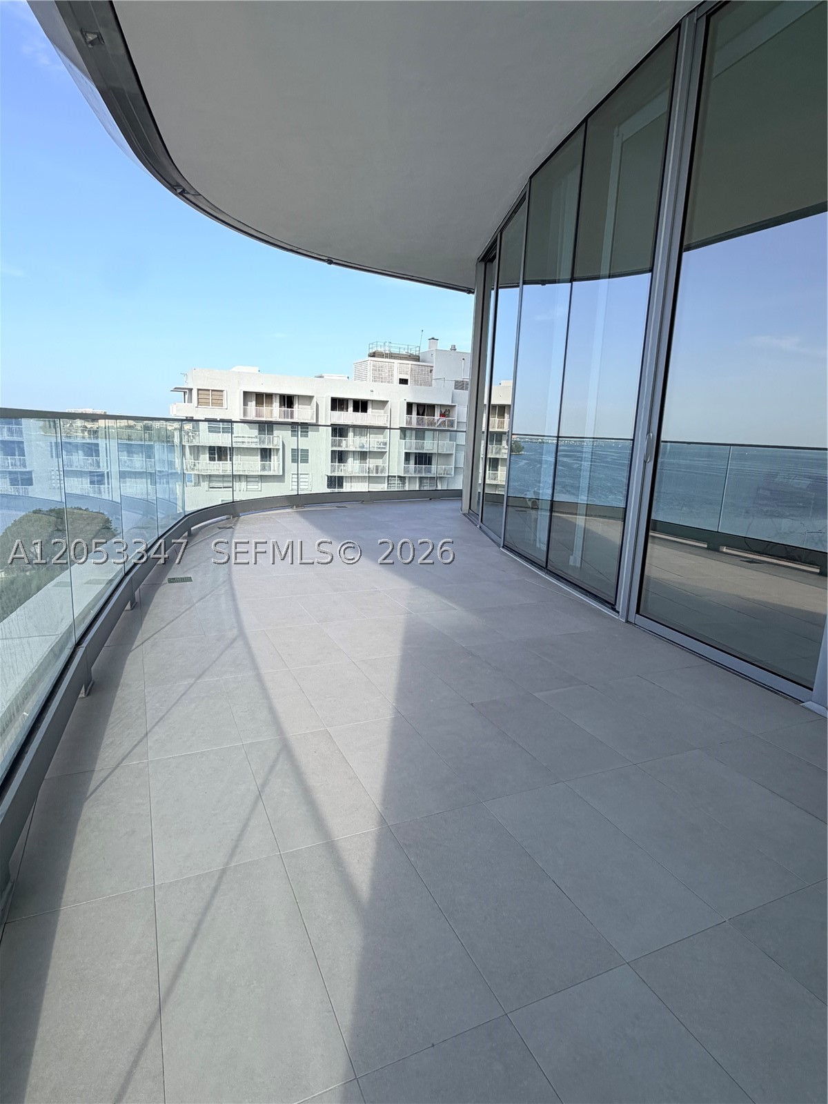 175 SE 25th Rd #902 Miami, FL 33129