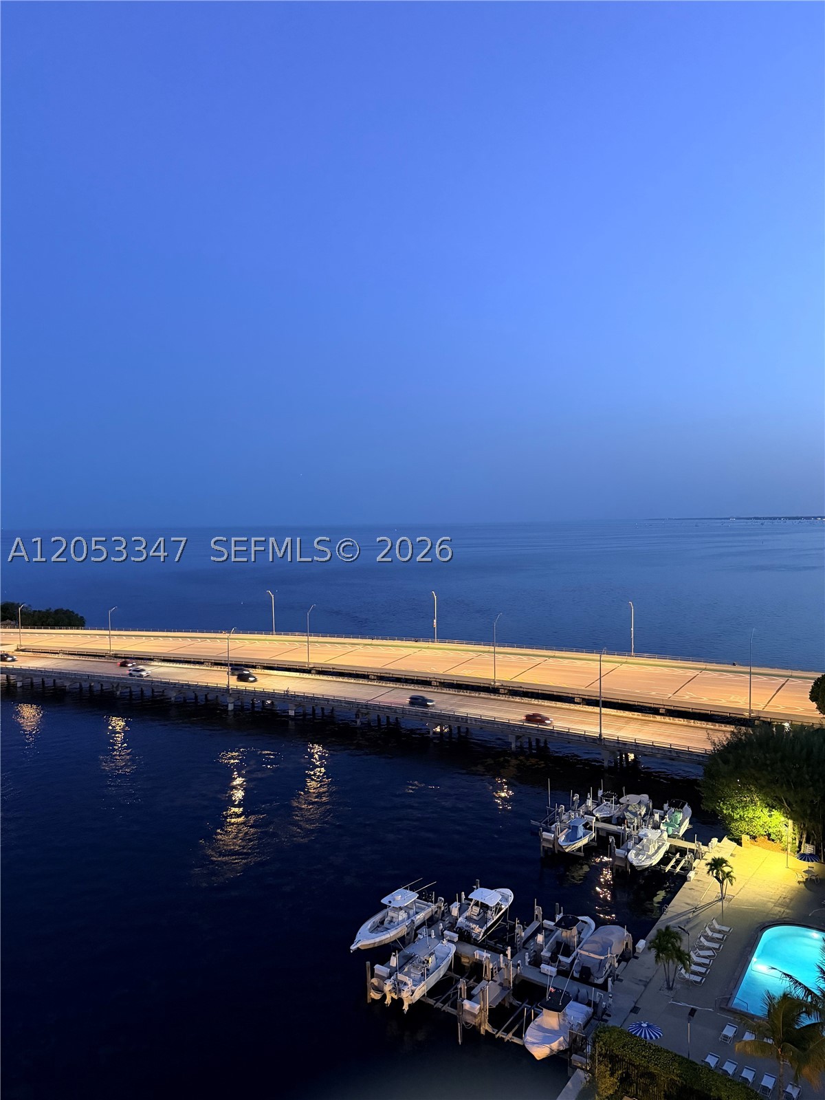 175 SE 25th Rd #902 Miami, FL 33129