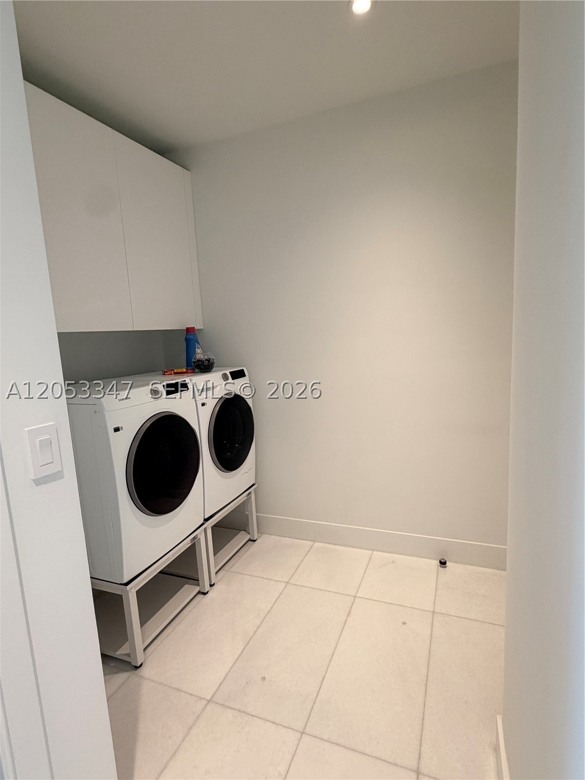 175 SE 25th Rd #902 Miami, FL 33129