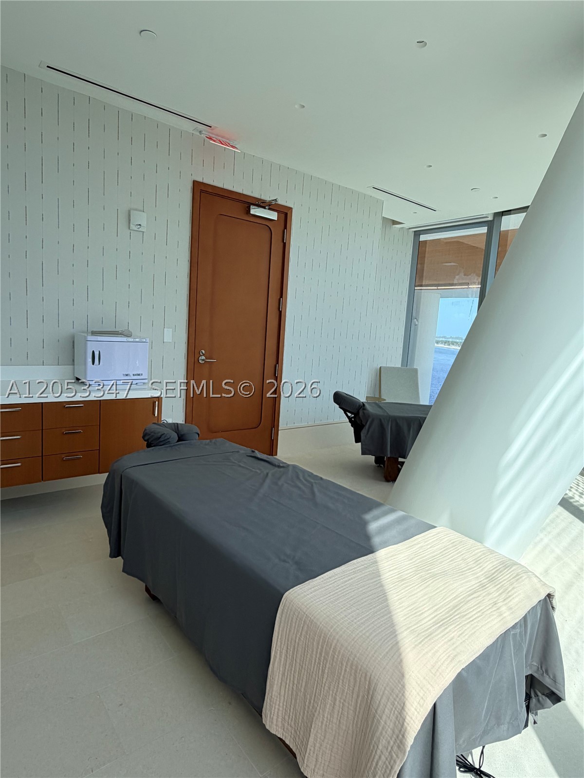 175 SE 25th Rd #902 Miami, FL 33129