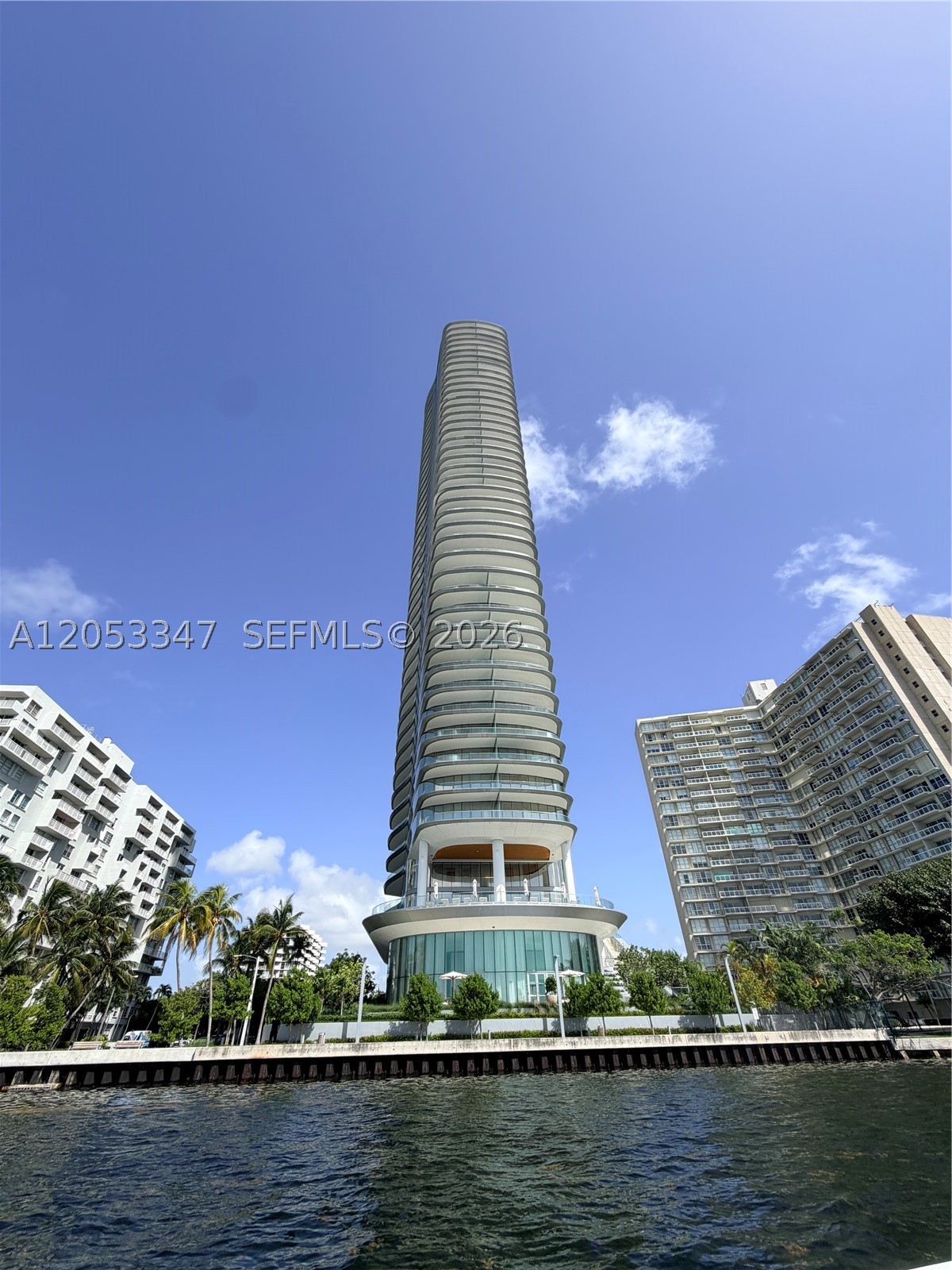 image Una Residences69